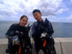 沖縄ダイビング☆８・２１　サンゴコース体験ダイビング　１３時　なすび