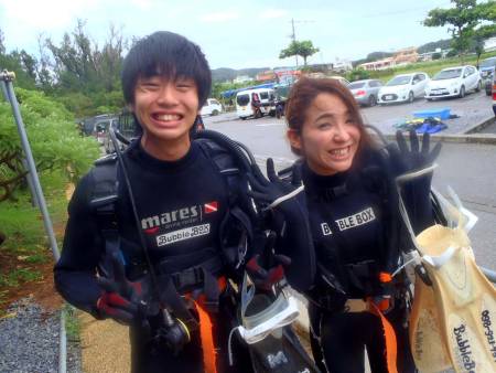 沖縄ダイビング☆8/16　青の洞窟体験ダイビング　８時　りょうけん