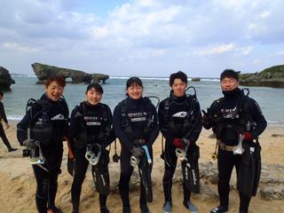 沖縄ダイビング☆ 12/29 珊瑚体験ダイビング　９時～　えりな ゆうき ゆうり